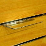 Półka na panel frezowany shop wall PLEKSI 20 cm