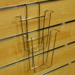 Wieszak podwójny do ulotek na panel frezowany shop wall CHROM 